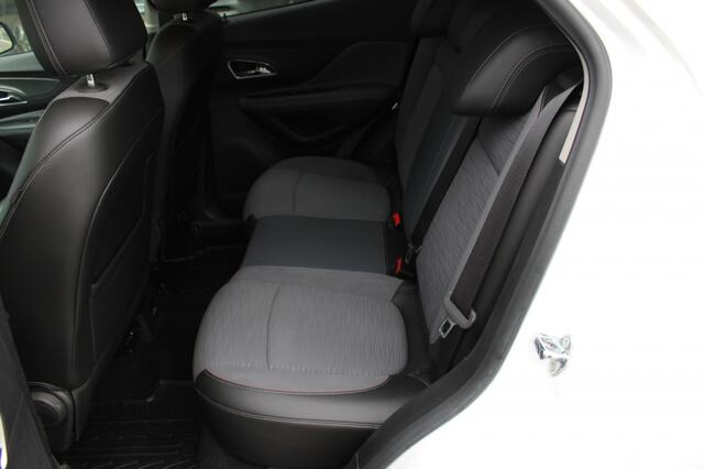 Opel MOKKA 1.4 T Innovation Automaat, DAB, Trekhaak