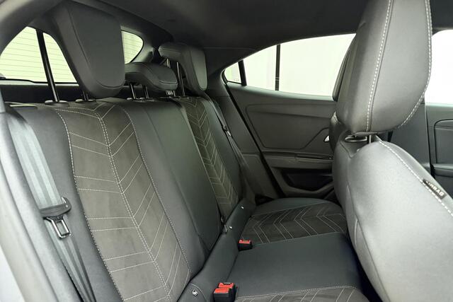 Opel MOKKA 1.2 Turbo Hybrid GS 136 PK Automaat | Navigatie | Alcantara bekleding | Camera | Climate control | DAB Radio | Zwart dak