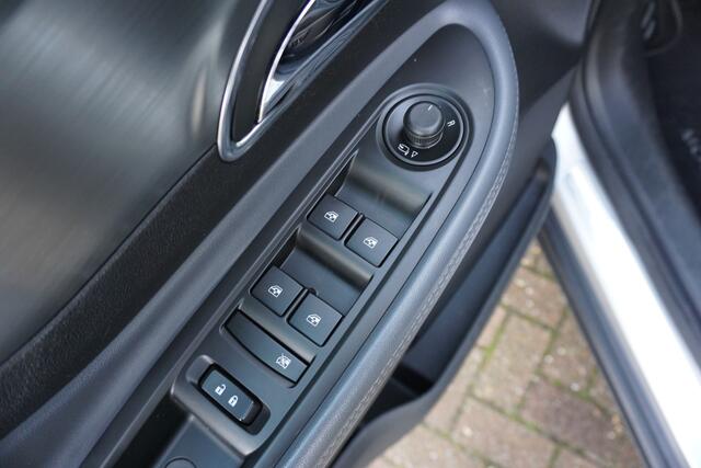 Opel MOKKA 1.4 T Innovation Trekhaak | Pano | Stoelverw. | Leder *All in prijs*