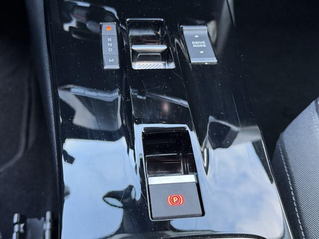 Opel MOKKA 1.2 Turbo Elegance AUTOMAAT !! Carplay navi ,stuur verwarming+ stoelen . lijndetectie PDC .Cruise contr . Camera 360 .