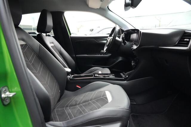 Opel MOKKA Mokka-e Ultimate 50-kWh 11kw bl. 136 pk Navigatie/Stoelverwarming/Camera