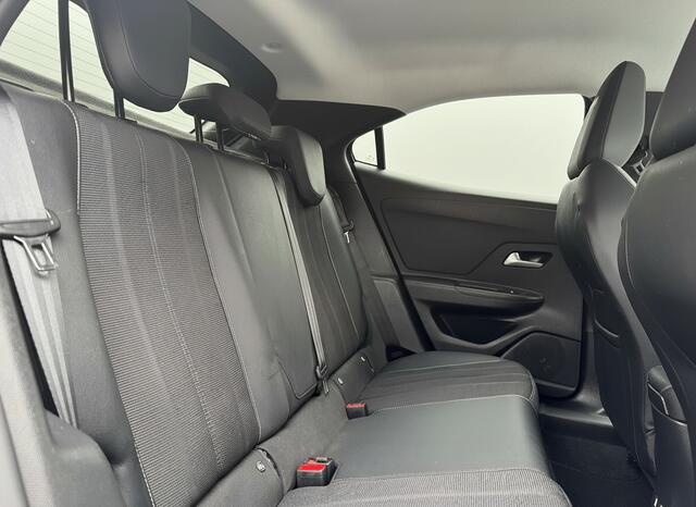 Opel MOKKA Mokka-e Business Elegance 50-kWh Aut., Camera | SOH 92%