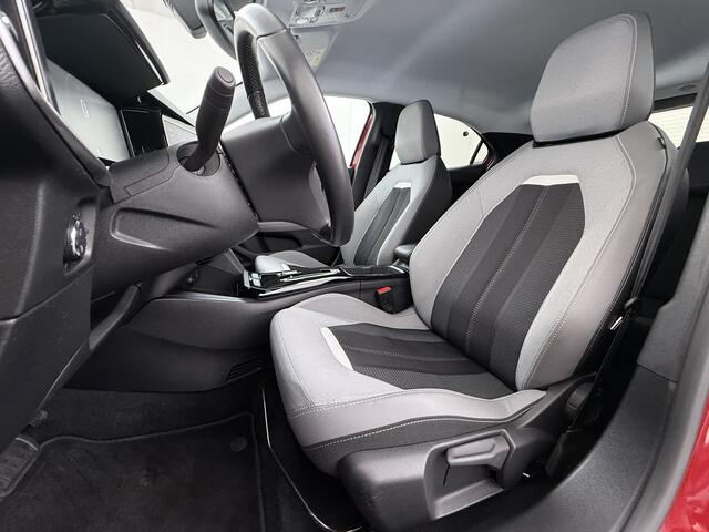 Opel MOKKA Mokka-e 50kWh SOH 92% 3-Fase Laden Warmtepomp Navi Ecc 360°Camera Apple Carplay Android Auto Pdc Elegance DAB Led Lmv 17" Regen-Lichtsensor Isofix Privacy Glas Keyless Origineel Nederlandse Auto