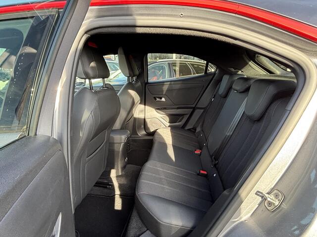 Opel MOKKA 1.2 Turbo GS Line | Navigatie | Cruise control | Dodehoek detectie | Camera | Sportieve uitvoering