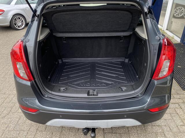 Opel MOKKA X 1.4 Turbo Innovation / NL-Auto / 2e-Eigenaar / Dealer-Onderhouden / Vol-Leder / Schuifdak /Stuur- en Stoelverwarming / Trekhaak / Apple-Carplay & Android-Auto / Cruise-Control / Climate-Control / Keyless / DAB Radio-Bluetooth / PDC V+A met Camera / 19''