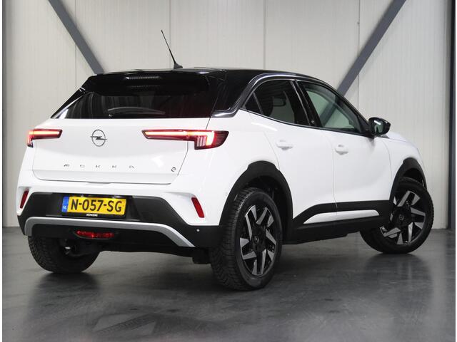 Opel MOKKA Mokka-e Elegance 50kWh 136PK | 1ste eigenaar | 3 FASE | ACCURAPPORT 91% | Cruise Control | Climate Control | LED | Camera | 18"LMV | Digitale Cockpit | Navigatie | FULL LED | Isofix | Privacy Glass | Two-Tone | Warmtepomp |