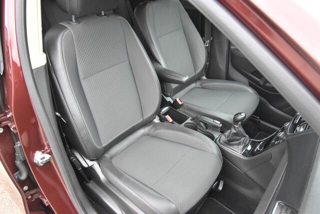 Opel MOKKA X 1.4 Turbo Innovation , TREKHAAK , CLIMATR , PDC V+A , CR CONTR , NAVI VIA APP ,