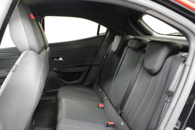 Opel MOKKA 1.2 Turbo GS Line | Automaat | Adapt. Cruise / Camera / Trekhaak / Navigatie / Carplay / Blind Spot