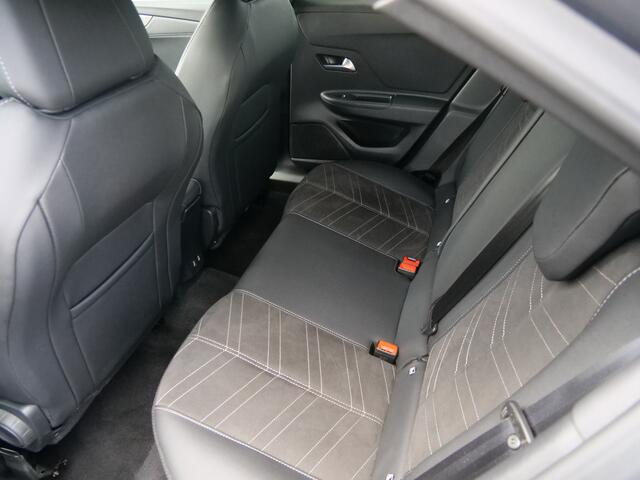 Opel MOKKA 1.2 Turbo 130pk Ultimate Automaat Apple Carplay / Massage Stoel / Adaptive Cruise