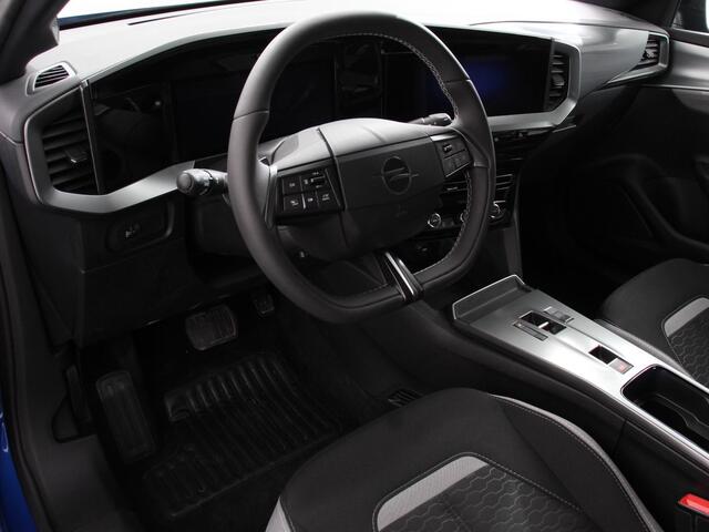 Opel MOKKA 1.2 Turbo Hybrid Edition | Navigatie | Apple Carplay/Android Auto | Camera | Parkeersensoren | Adaptive Cruise Control | Stoel- en stuurverwarming | Dodehoek assistent | Climate Control | Virtual Cockpit | Full led | Lichtmetalen velgen