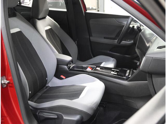 Opel MOKKA 1.2 130PK Turbo Edition | 1ste eigenaar | LED | Camera | AppleCarPlay/AndroidAuto | Navigatie | Cruise Control | Climate Control | Keyless | Isofix | DAB Radio | Parkeersensoren |
