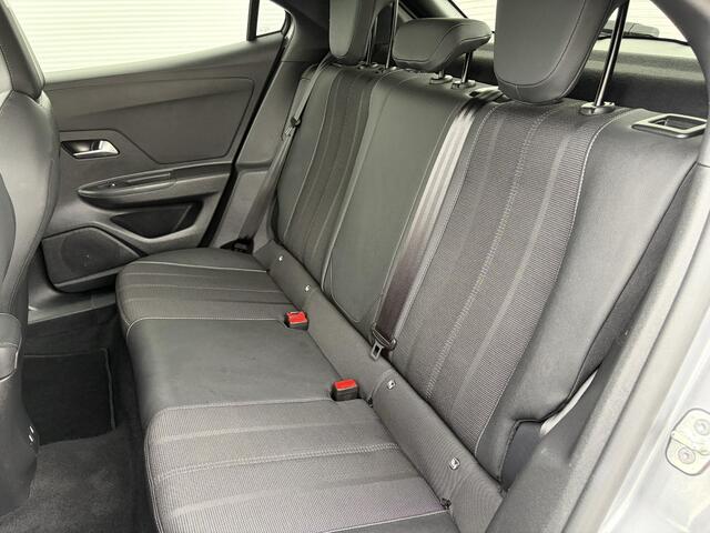 Opel MOKKA 1.2 Turbo Elegance / Stoel en stuur verwarming / Navigatiesysteem / Cruise control /