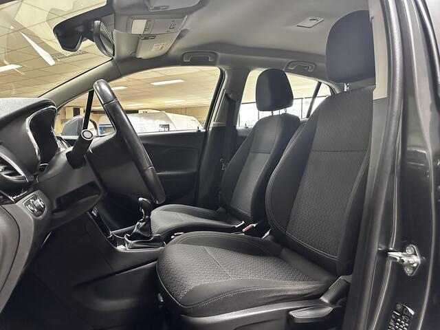 Opel MOKKA X 1.4 Turbo Innovation/ 140pk!/ Trekhaak/ 17'' LMV/ PDC V+A/ Apple + Android/ Navi/ Clima/ Cruise/ Bluetooth/ Armsteun/ Multi. LEDER. Stuur/ Mistl./ Dakrails/ LED Dagrijverl.