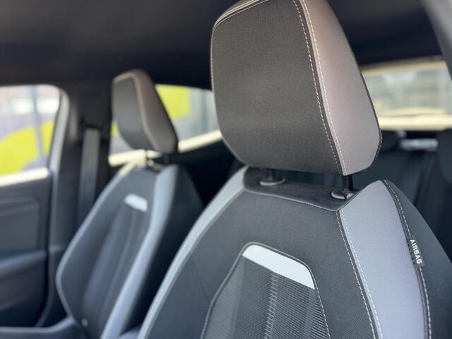 Opel MOKKA 1.2 Turbo GS AUT Als nieuw! Lage km stand slechts 15789 km | Carplay-Android | Groot LED scherm! | Full LED verlichting |