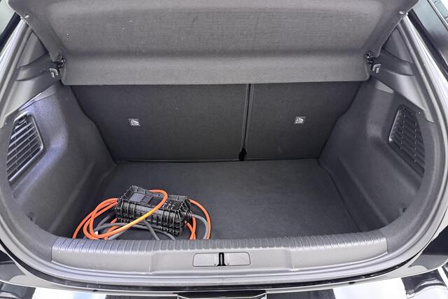 Opel MOKKA Mokka-e Edition 50-kWh 11kw bl. | Navigatie | Stoel & Stuurverwarming | Camera | Keyless | Carplay | Extra getint glas | Parkeersensoren