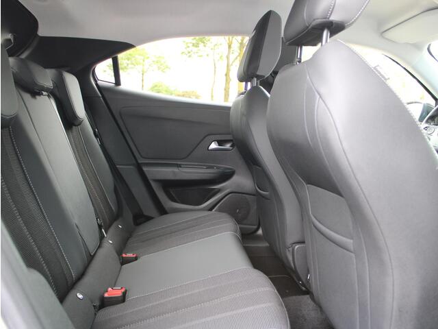 Opel MOKKA 1.2 Elegance | Navi / Camera / Climate