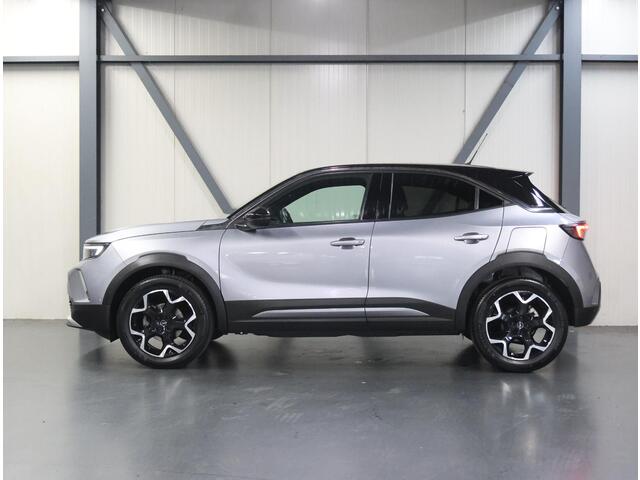 Opel MOKKA 130PK Ultimate | AppleCarPlay/AndroidAuto | Camera | Dodehoekdetectie | Stuur/stoelverwarming | AUTOMAAT | Alcantara/Leer | Two-tone | Adaptief Cruise Control | Keyless | Isofix | Privacy Glass | Trekhaak |