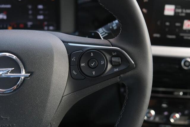Opel MOKKA 1.2 Turbo 130pk EAT8 Elegance - App Connect - Adaptive Cruise - Keyless - Dodehoek - Winter Pakket - Trekhaak