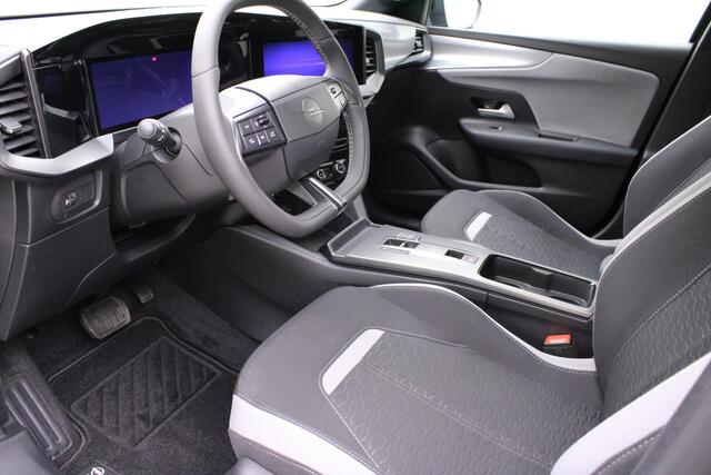 Opel MOKKA Electric Business Edition 54 kWh long range | Full options | Climate | Navi | Pdc v/a+camera | Dode hoek | Cruise adaptief | Stoel/stuurverwarming | Elektr. inklapbare spiegels | Carplay draadloos | Keyless |