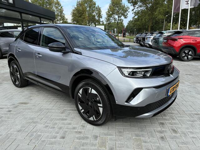 Opel MOKKA Electric GS 54 kWh | Climate control | Navigatie | Verwarmbaar stuur | Elektrisch Pakket | Camera | Parkpilot | 18" LM-Velgen | Parkpilot