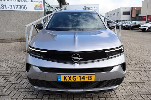 Opel MOKKA 1.2 Turbo 131PK/Stoelverwarming/Stuurverwarming/Apple carplay/360 graden camera/Parkeersensoren/Dodehoekdetectie/Adaptieve cruise control