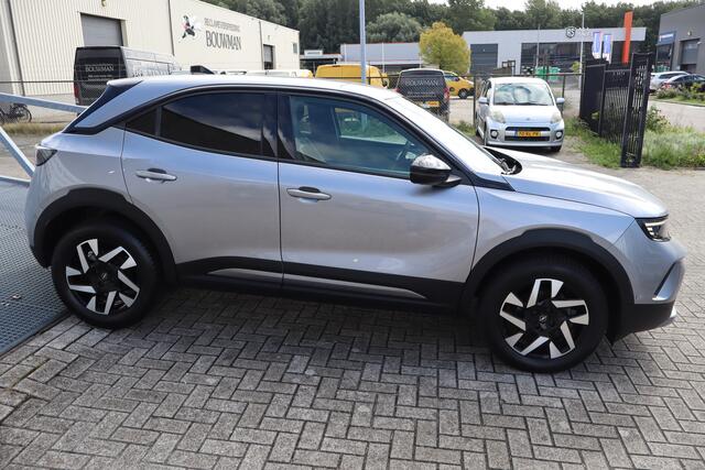 Opel MOKKA 1.2 Turbo 131PK/Stoelverwarming/Stuurverwarming/Apple carplay/360 graden camera/Parkeersensoren/Dodehoekdetectie/Adaptieve cruise control