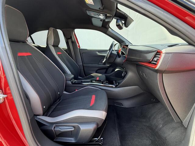 Opel MOKKA Electric GS 50 kWh / SOH 96,81% / CCS snelladen / Voorstoelen verwarmd / Rondomzicht camera / Climate control / Cruise control / Parkeersensoren achter / Keyless start /