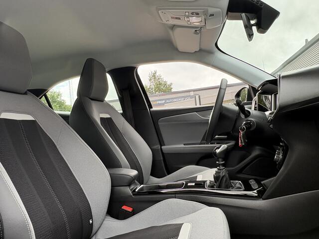 Opel MOKKA 1.2 Turbo | Stuurverwarming | Afn Trekhaak | Carplay | Achteruitrijcamera