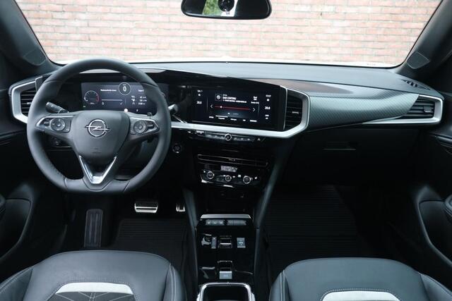 Opel MOKKA 1.2 Turbo 130pk EAT8 Ultimate - Adaptieve cruise - Achteruitrijcamera - Apple CarPlay - Keyless - Dodehoekdetectie - Parkeersensoren - Winter pakket