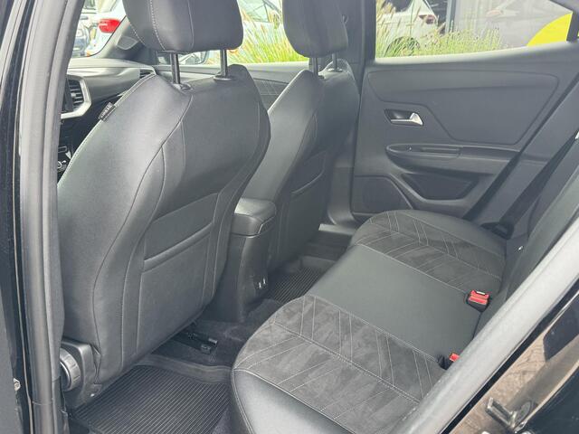 Opel MOKKA 1.2 Turbo Ultimate AUT Rijklaar incl. grote beurt en 100% dealer onderhouden bij ons! | Keyless | Camera | Alcantara lederen stoelen met verwarming | Stuurverwarming | Carplay | Distr. v.v. | All season banden | Full LED