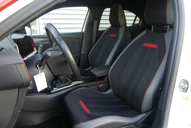 Opel MOKKA 1.2 Turbo Level 4 CRUISE, CLIMA, NAVI, CAMERA, PDC V&A, APPLE CARPLAY/ANDROID AUTO, BLIS, KEYLESS, 60.626KM