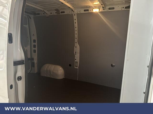 Opel MOVANO 2.3 CDTI BiTurbo 145pk L2H2 Euro6 Airco | Imperiaal | Navigatie | Camera 2500kg Trekhaak, Cruisecontrol, Parkeersensoren, Trap, Bijrijdersbank