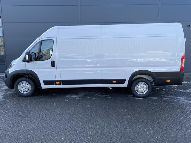 Opel MOVANO 165pk Zwaar L4H2 3.5t (Airco - Parkeersensoren - 270gr achterdeuren - Cruise Controle)