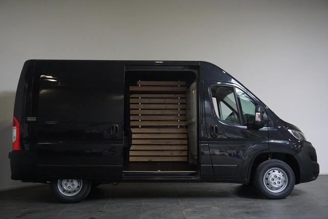 Opel MOVANO 2.2D 140 L2H2 Edition Airco Navi Parkeersensoren Trekhaak