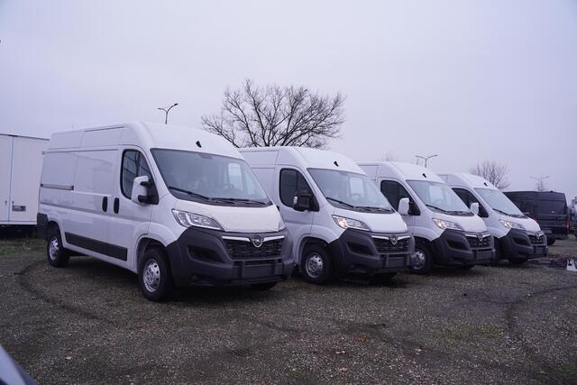 Opel MOVANO 2.2D 140 pk L2H2 va 299,- p/mnd Navi, Camera Apple Carplay, Cruise Control, Airco ECC, Nieuw 2023, 3-Zits