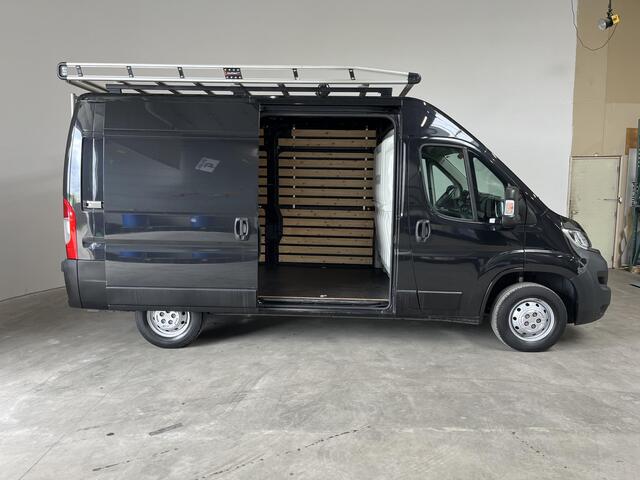 Opel MOVANO 2.2D 140 L2H2 Edition Airco Navigatie Parkeersensoren Trekhaak Cruise Imperiaal
