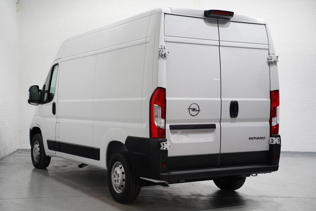 Opel MOVANO 2.2D 140 pk L2H2 Navi, Camera, v.a. 349,- p/mnd Apple Carplay, Cruise Control, 270 Graden Deuren, 3-Zits, Demo