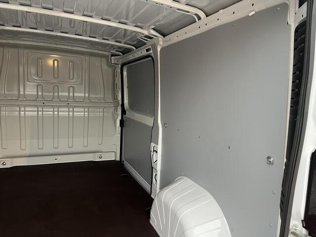 Opel MOVANO 2.2D 120 S&S L2H2 3.0t NRM Demo