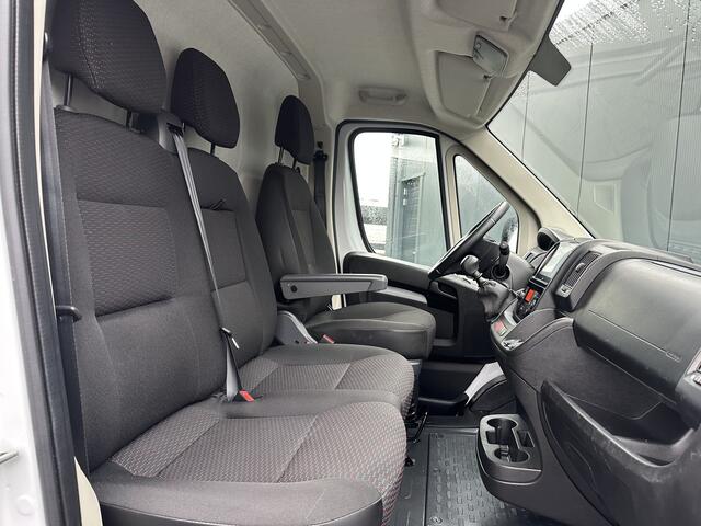 Opel MOVANO 2.2D / L3H2 / !! 11.543 KM !! / IMPERIAAL / TREKHAAK / CAMERA / ECC / CRUISE / NAVI