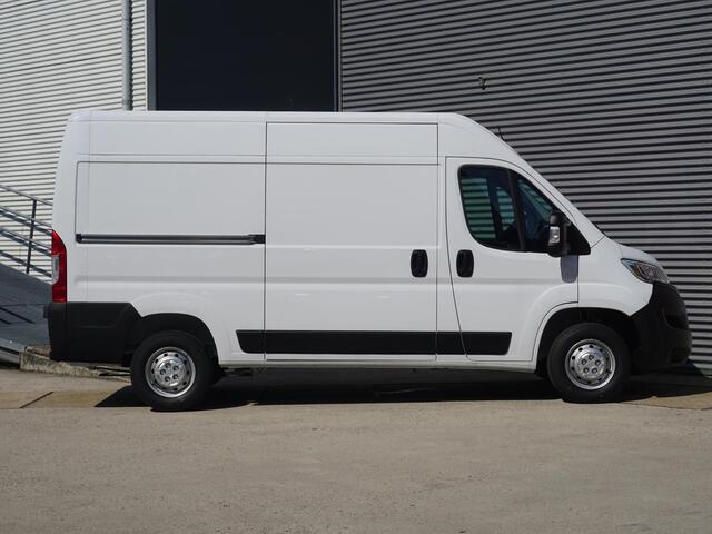 Opel MOVANO 2.2D 120 L2H2 3.3t | 0% rente | navigatie incl. Apple Carplay | camera | Climate Control | rijklaarprijs