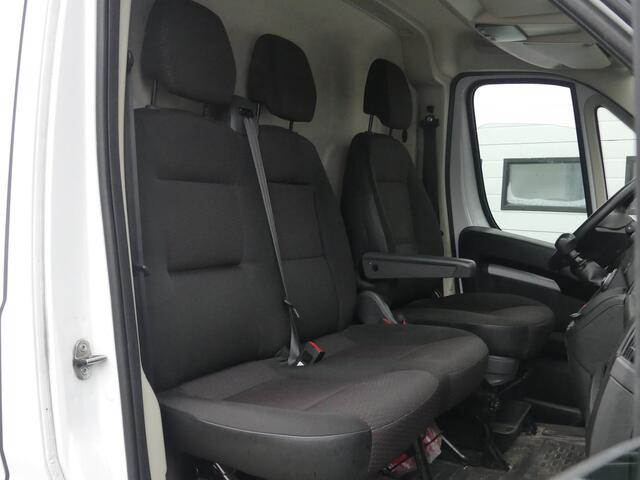 Opel MOVANO 2.2D 120PK L2H2 EURO 6 - Airco - Cruise - PDC - ¤ 19.950,- Excl.