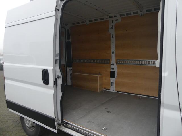 Opel MOVANO 2.2D 120PK L2H2 EURO 6 - Airco - Cruise - PDC - ¤ 19.950,- Excl.