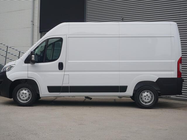 Opel MOVANO L2H2 120 Pk. | navigatie incl. Apple Carplay | camera | laadruimtebetimmering | Climate Control
