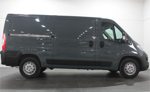 Opel MOVANO 2.2D 140 Zwaar L2H1 Edition - Airco / Navi / Camera / Bluetooth / Trekhaak