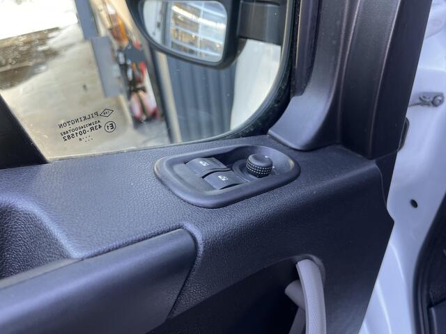 Opel MOVANO 2.3 CDTI BiTurbo L1H2 Airco Cruise controle Parkeerhulp achter Achteruitrijcamera Kastinrichting 2-Persoons Schuifdeur Zijruit rechts Euro 6 Bpm vrij !!1e eigenaar Dealer onderhouden