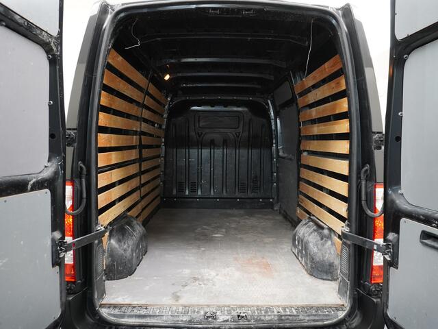 Opel MOVANO 2.3CDTI L2H2 3-Persoons Navi Ecc Camera Cruise Control Bluetooth Regen/Lichtsensor Pdc Betonplex vloer Lat om Lat betimmering Schuifdeur Navigatiepakket EURO 6 Y