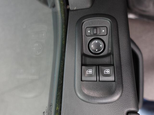 Opel MOVANO 135pk L2H2 Navigatie Trekhaak Cruise control Airco Parkeersensoren Euro6