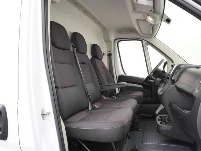 Opel MOVANO 2.2D 140 L3H2 3500 kg Carplay | Climate Control