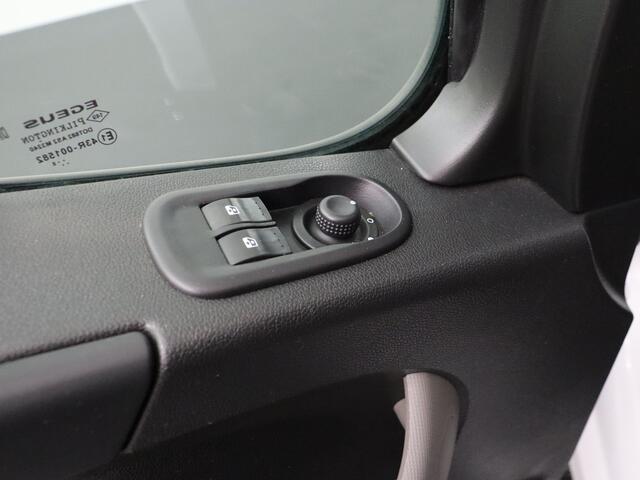 Opel MOVANO 2.3CDTI 130PK Bakwagen+Laadklep | 1000Kg Laadvermogen | Airco | Cruise