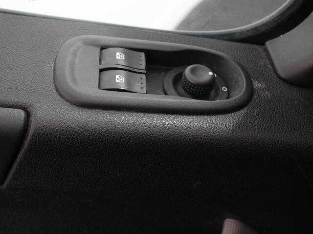 Opel MOVANO 2.3 CDTI L2H2 Navigatie Cruise control Climate control Trekhaak Sidebars Euro6